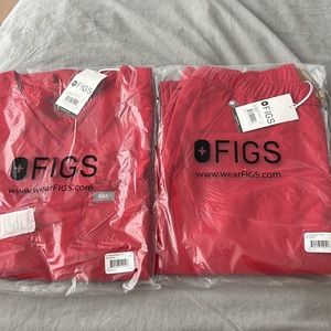 FIGS Men’s Red Leon slim top and Tansen jogger set